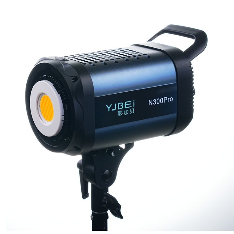 ویدیو لایت YJBEI COB N200Pro با نور 22000 لوکس و قابلیت تنظیم دما و افکت نوری