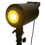ویدیو لایت RGB W600 Video Light با توان 100 وات و نور RGB برای عکاسی و فیلمبرداری